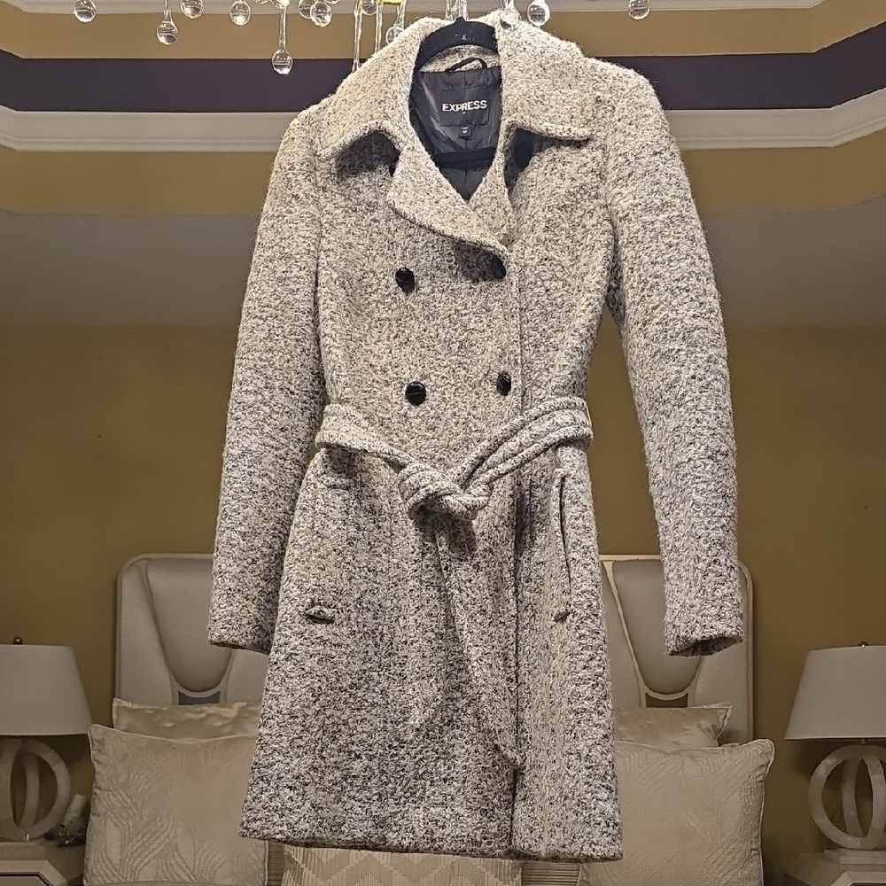 Express Women's Wool and Poliester Textured Trench Coat White, Grey, and Black.